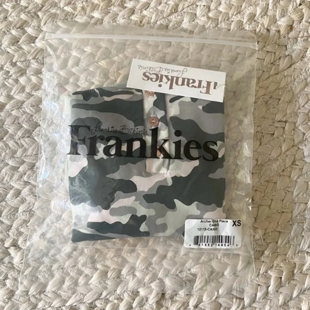 NWT Frankie’s Archer Camo Print Plunge Neckline Sexy One Piece‎ Swimsuit